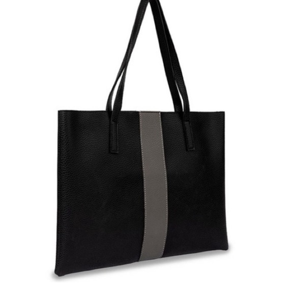 Vince Camuto Lucky Tote Pebbled Leather Bag in Black - Picture 7 of 12